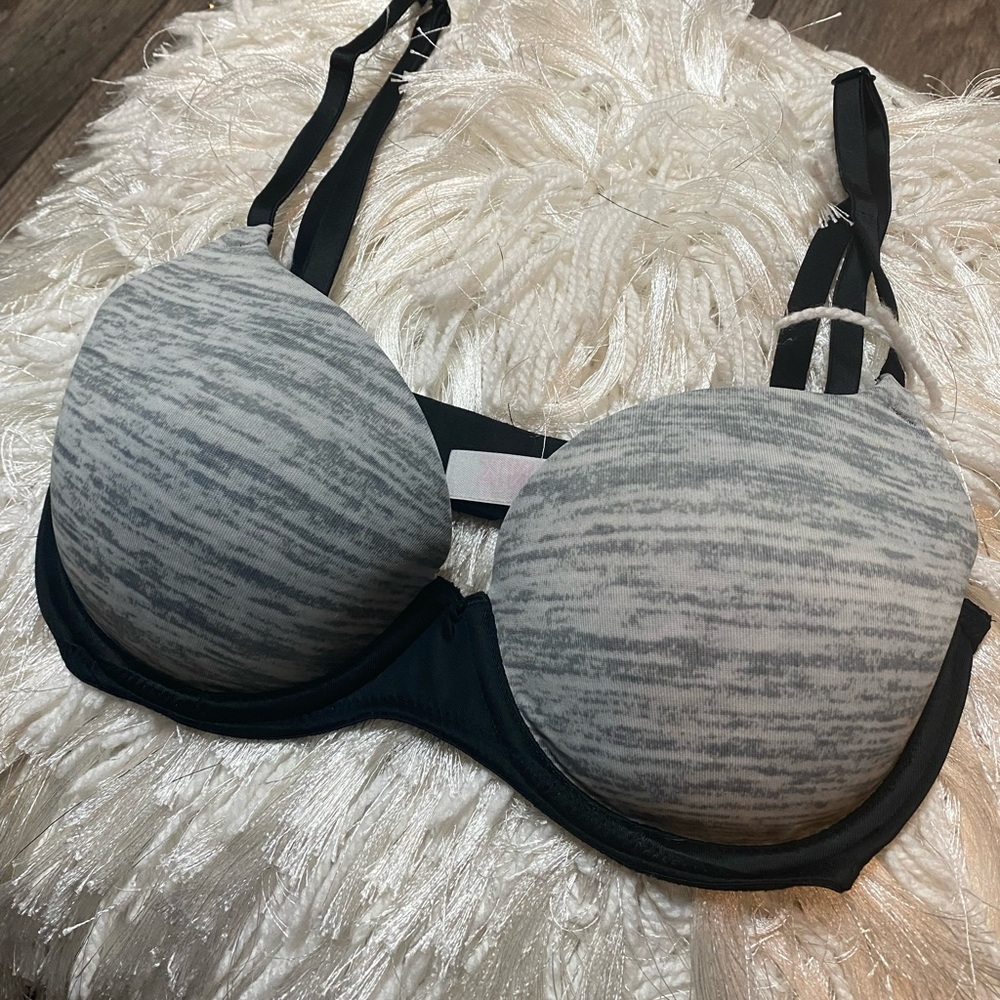 Victoria’s Secret PINK Wear Everywhere Bra 32C Lined Striped Everyday Bra - Picture 6 of 6